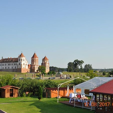 Usadba Zamkovoe Predmestie Hotel Mir Kültér fotó