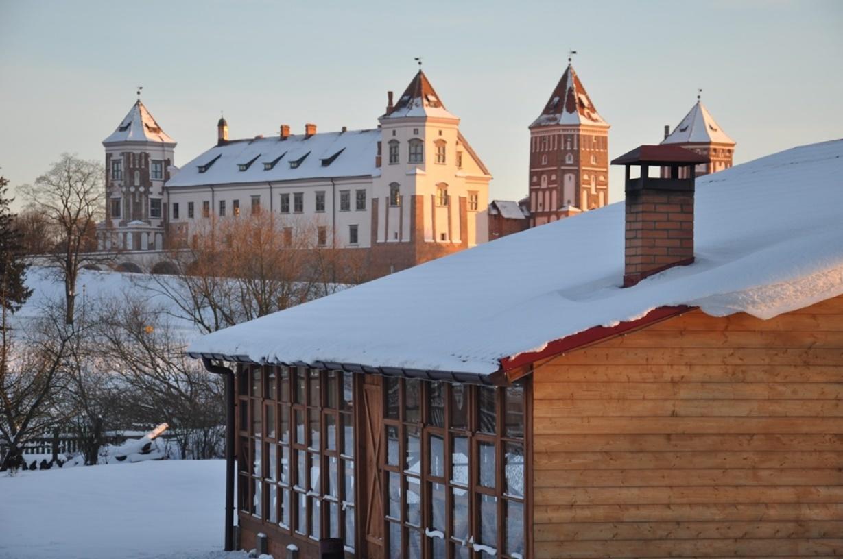 Usadba Zamkovoe Predmestie Hotel Mir Kültér fotó