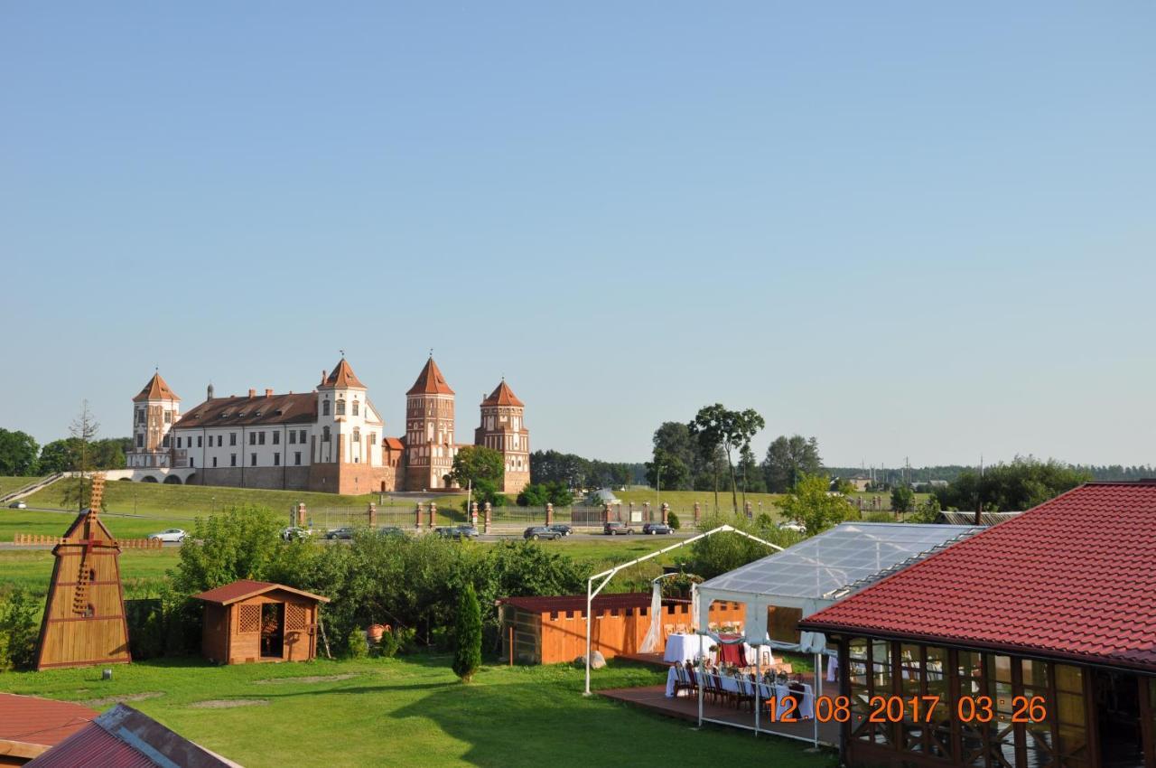 Usadba Zamkovoe Predmestie Hotel Mir Kültér fotó